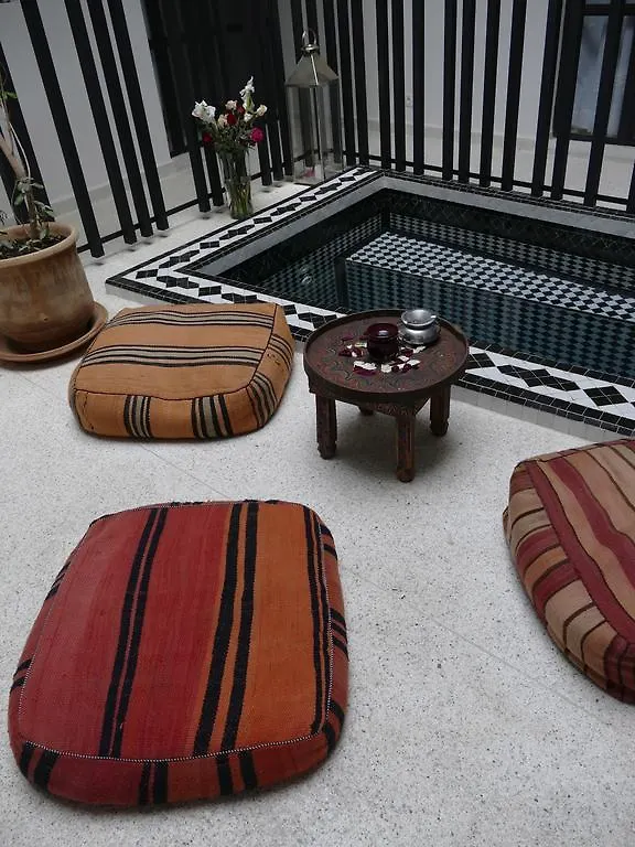 Riad Zebrakaro Marrakesh 4*,