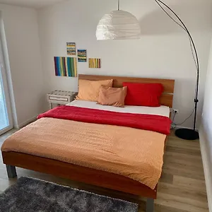 Peachy House Bezigrad Slovenië