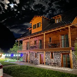 Jezerca Albanië